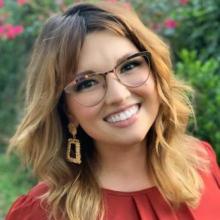Katie Krikorian Headshot