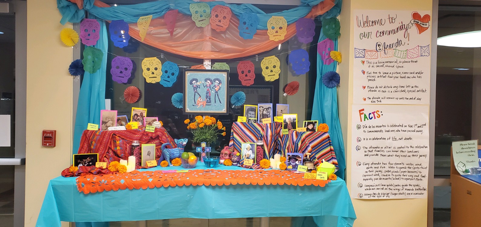 Dia de Muertos ofrenda
