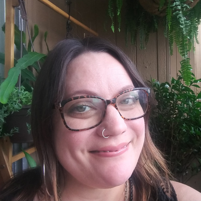 Jess Headshot