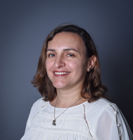 Alessandra Jerolleman Headshot