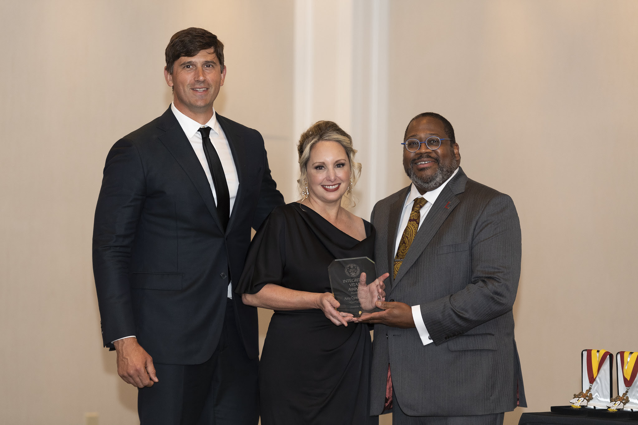 Amy Sins '98, 2023 Integritas Vitae Award Recipient